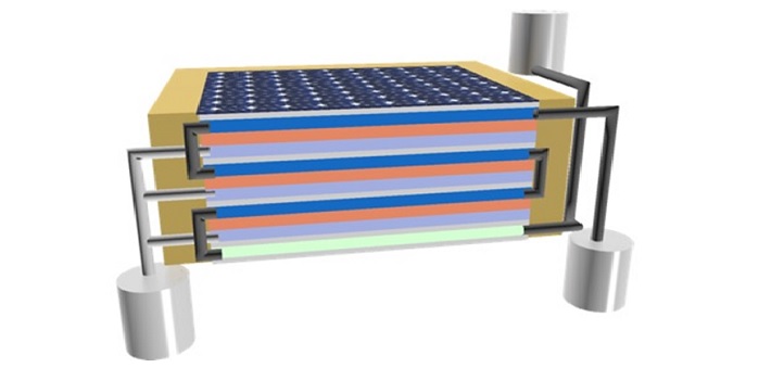 Heat from a solar panel (upper surface) drives water vapor from seawater channels (dark blue) across porous membranes (orange) into freshwater receiver channels (light blue).