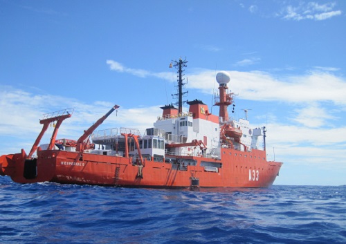 At sea on the Malaspana 2010 Circumnavigation Expedition.