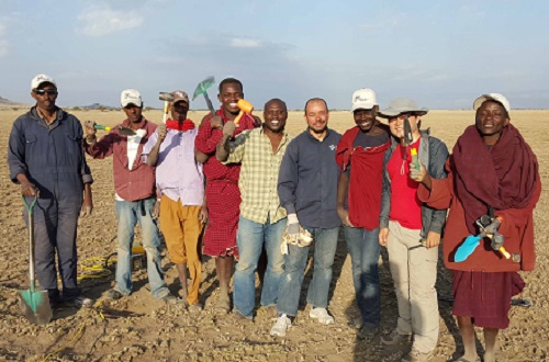 The seismic field crew working in Olduvai Gorge, including Sherif Hanafy (blue shirt, fourth from right) and Kai Lu (red shirt, second from right).