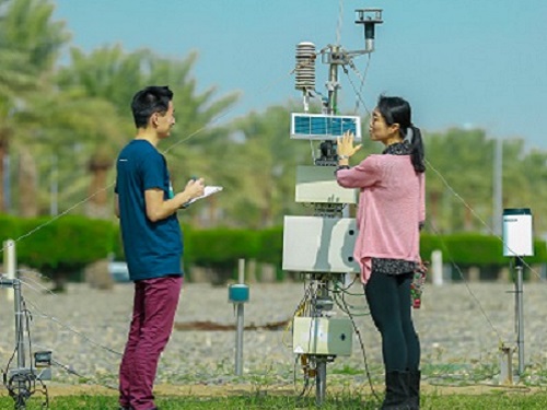 Huang Huang (left) and Ying Sun have developed a method for visualizing the spatio-temporal covariance properties of a dataset, which will help make sense of environmental data.
